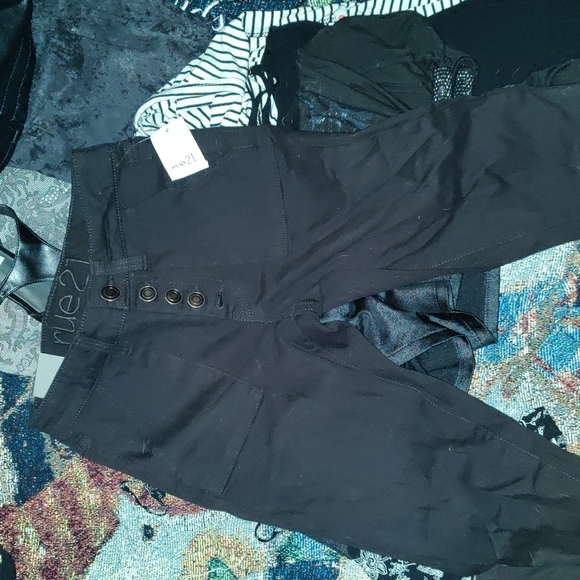 Hugh bundle of Nwt women's clothes N more - Picture 14 of 14